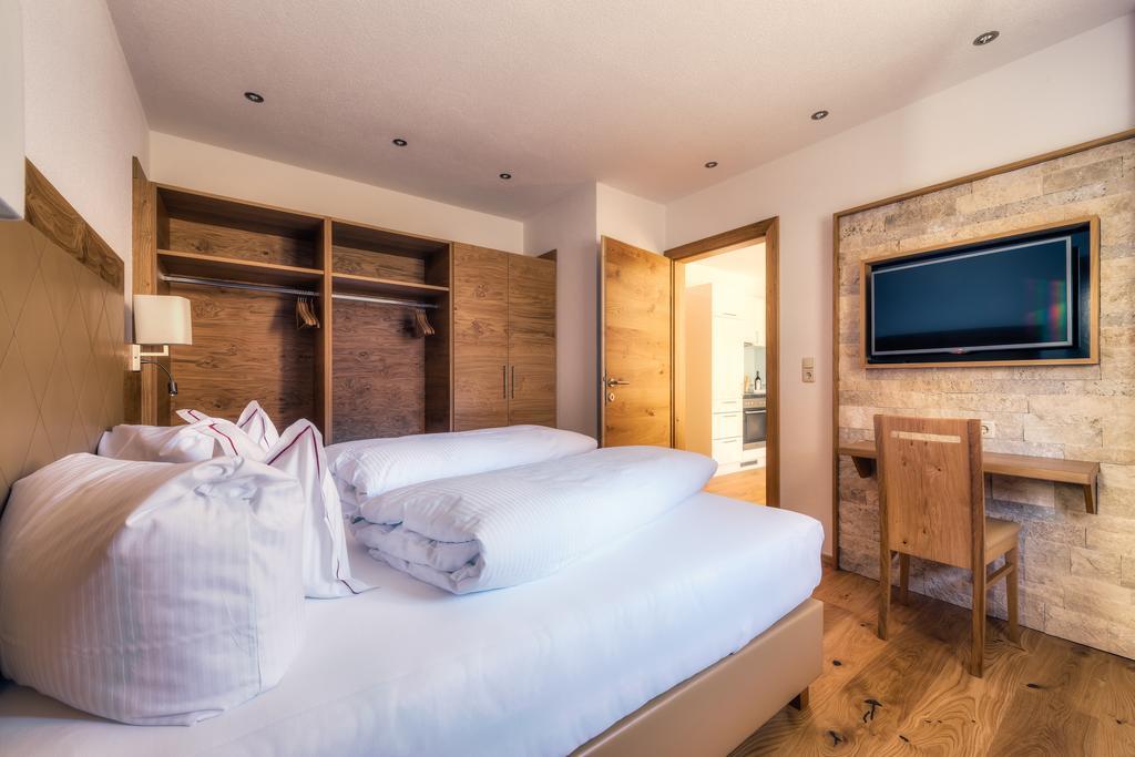 Bischoferhaus Apartamento Serfaus Quarto foto